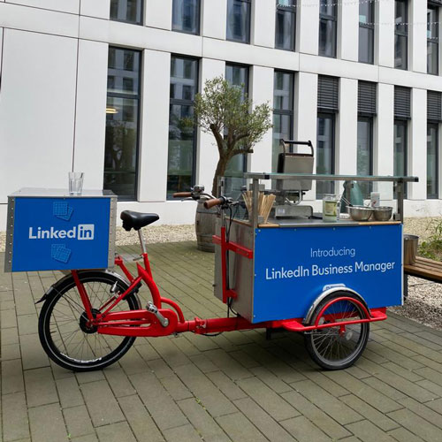 Gebrandetes Waffel Bike für LinkedIn Business Manager Promotion