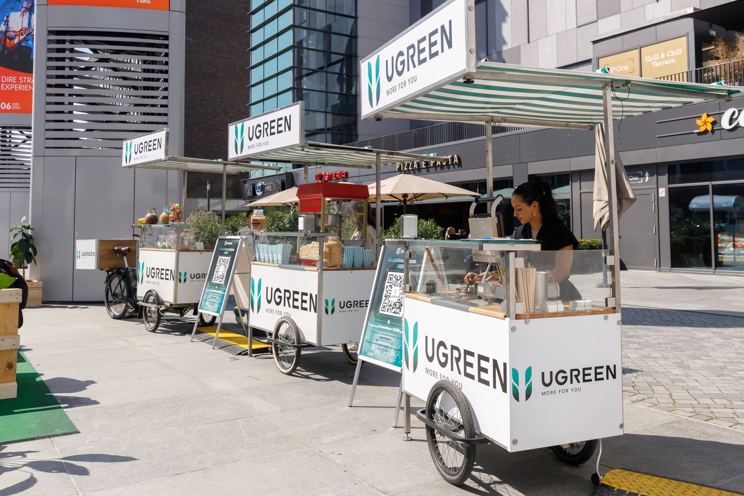 Popcornwagen f&uuml;r Events mieten mit individuellem Firmenbranding.